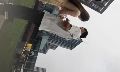 The god netroots red card place tailing sneak shot beauty under the skirt scenery yellow dress super quality temperament beauty hair leak out especially more, white thong pants