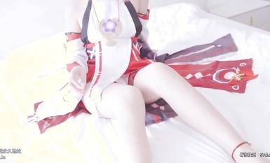 Cosplay Dewi Harimau Putih peringkat siling "Mi Hutao" Genshin Impact "Yale Shenzi: Rekod Misteri Fox Fairy Gongji" Gongji-sama akhirnya mendedahkan ekor musangnya
