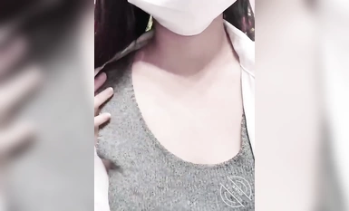 "Shocking Benefits㊙️Super☛Incest" May isang bihirang orihinal na babaeng dyosa na puro hitsura at incest sa loob sinadya niyang lasingin ang kanyang kapatid at sinamantala ang pagkakataong makahiga sa kanyang kama (3)