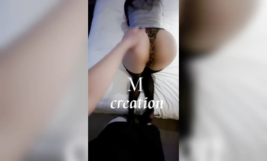 【強烈推薦❤️綠帽淫妻】極品反差九頭身網紅女神『Mcre』高價VIP群私拍 極品豐臀 三穴全開 (5)