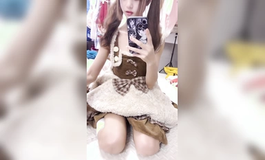 Cuộc sống đời thường của sếp @TL và cô bạn gái lolita hồng hào dịu dàng hậu thập niên 00 (2)
