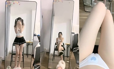 นักศึกษาสาวที่เกิดในปี 2548 เธอดูเหมือน Cyndi Wang [ขายาวเซ็กซี่] Gulu Bear หีของเธอสีชมพูและมีน้ำไหลออกมาและเธอมีรูปร่างเพรียวที่ทำให้ผู้คนรู้สึกคัน (3)