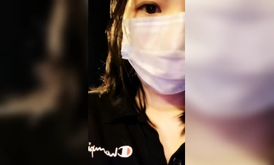 新人御姐，坐標江西，【迷人的反叛角色】，戶外勾搭，帶著美團外賣小哥哥，鑽進小樹林操逼 (6)