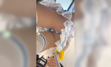 Cao thủ đẳng cấp sưu tầm đã theo dõi và bí mật quay phim mỹ nhân Loli COS Rem tại Triển lãm truyện tranh với ngoại hình xuất sắc và cặp mông hẹp lẻn vào nhà vệ sinh nữ trên CD