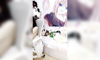 可愛くないなら殴れ！内気な女子大生、海に出て生計を立てる 4 (3)