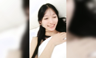 Gadis comel di sebelah Cai Cai Fairy (1)