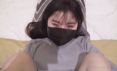 Onlyfans極品白虎網紅小姐姐NANA 律師的挑逗 4K原檔流出