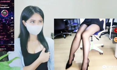 黑丝OL自愿带着遥控跳蛋上班 坐立不安 瘙痒难耐