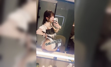 美麗人妖【CD洛恩汐】女偶妹妹和哥哥大戰舌吻，仙女棒被哥哥頂得晃來晃去，真乃極品！