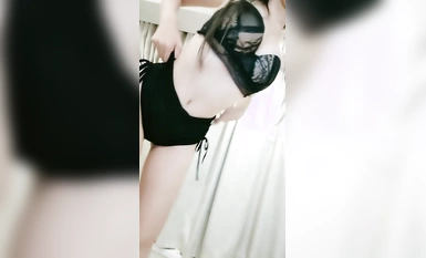 หุ่นระดับนางแบบ หน้าตาดีสุดๆ เจ้าแม่ดาราดังทางเน็ต อุ้งเท้าเล็ก (5)