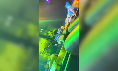 阿胖肯定很有钱，不然不会遇到一个会这么爱他牛子的女生