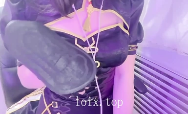 เสี่ยวคงถุงน่องสีดำกระโปรงรัดสะโพก