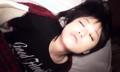 Fan chơi với cô gái JK xinh đẹp, được đụ và đụ mà không dùng bao cao su, bánh kem với bào ngư màu hồng