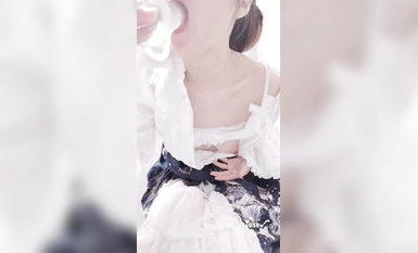 Hanfu dễ thương màu xanh và trắng