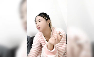 Nữ sinh 18 tuổi [Xiaoguai 7] say khướt chỉ sau vài chai bia, thở hổn hển và hét lên: "Mẹ kiếp, nhanh lên, cô bé tươi tắn bị tàn phá như điên (7)