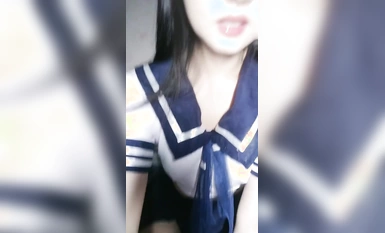 Cô gái xinh đẹp 19 tuổi ngọt ngào và dễ thương [Bố Ôm] ngượng ngùng dang rộng mông và khoe phần kín của mình với các anh trai. Cô ấy là một nữ thần sắc đẹp học đường xinh đẹp, một kẻ choáng váng hiếm có để kích thích (2)