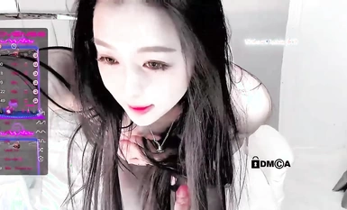 Loida_813 (11), nữ thần đẹp nhất với vẻ ngoài xinh đẹp và đôi chân dài trong đôi tất đen