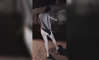 浅浅 人前户外各种露出（1）