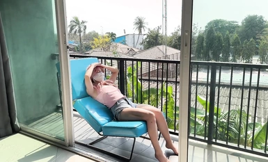 [Sarikata Cina] Tafsiran plot lucah Internet "Cherrycat1108" [Episod 8] Kekosongan di kolam renang terbuka terdedah, pasangan seks saya sangat terangsang sehingga dia kembali ke bilik dan meniduri saya
