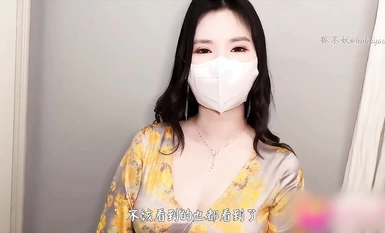 超カラフルな女神〖狐不鬼〗ネット赤黄衣AV生放送を発見した兄は、妹を脅して快楽に身を捧げさせ、淫乱マンコには卑猥な破裂音を響かせ、卑猥な水の洪水で干からびた！