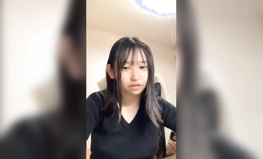 [Sembang langsung tanpa penapis] Kita! Rakam dengan telefon pintar anda! Loli yang sah! Seorang gadis amatur berkulit putih sedang bersembang yang menanggalkan pakaiannya serta-merta dari rumah! Anggaran D cup payudara cantik & rambut kemaluan nipis s