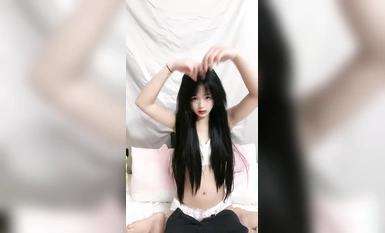 -Nữ sinh nổi tiếng đã trở lại, fan háo hức [Xiao Yi's so bo bo], không quan hệ tình dục bằng bao cao su và bánh kem (5)