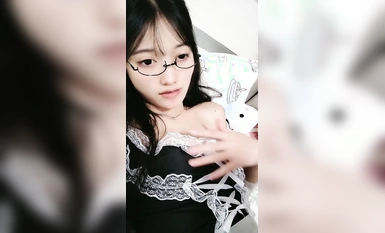 20 oras ng blockbuster school beauty goddess [Cai Cai Fairy] naligo nang hubo't hubad, ang kanyang puke ay tumutulo ng tubig, at siya ay nagtanghal ng isang Douyin-style na sayaw, hinubaran, at ang kanyang titi ay sumabog! (9)