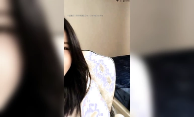 可愛いだけでなく、素晴らしいボディを持つ彼女は女神でもある。