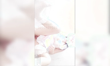 cuteli (小林) กระโปรงสีขาว (1)