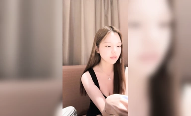 G奶女神超級漂亮【巨乳girl】啪啪裸舞道具爽，純天然無添加，甩起來畫面好震撼，推薦一看！ (1)