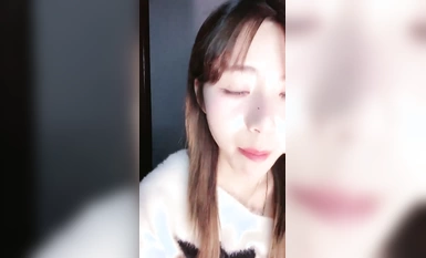 เทพธิดาแห่งมหาวิทยาลัยอายุ 19 ปี [สับสนเล็กน้อย] ซาลาเปาไป่หูซุนเซียนเทียนเหมือนจริงและบริสุทธิ์สุดๆ ความรู้สึกรัก 100% ทำให้คุณตื่นเต้นเหรอ? (3)