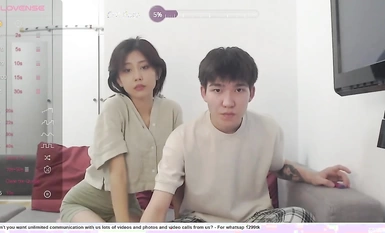 Stripchat主播【Ladifem】女主是好看，顏值杠杠滴，超純又超欲兩部門票大秀，都是平時看不到的大尺度口活、啪啪、口爆、顏射 (1)