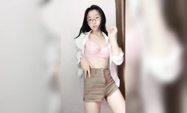 Isang blockbuster na bombang nuklear, isang 20-oras na pakete ng regalo ng pinakamahusay na magandang koleksyon ng pamilya [Summer Fairy Tale] (12 araw), ang tukso ng malaswang kapatid sa salamin, ang pinakamahusay na contrast na asong babae, napakasexy! 