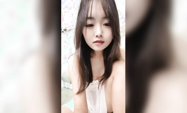 Vẻ đẹp ngây thơ mới học đường đã bị đụ [Gấu nghịch ngợm] Ngu dốt, dễ thương và trẻ trung, khí chất nữ tính của nàng tiên nhỏ không thể ngăn cản, bị bạn trai đụ ở nhiều tư thế khác nhau, ngầu và đẹp quá! (5)