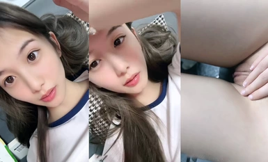 顶级尤物女神校花【广州学妹】绿播转黄下海诱惑！极品颜值细腰美腿，掰开紧致小穴特写，美女还挺骚，极度诱惑