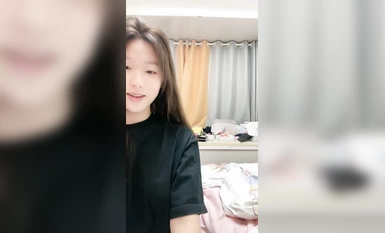 超美形の妖精のような一重まぶたの女子校生【シャオチュウ】小柄な体型のおっぱいは、年末になると特別なことの極み、19歳という、より柔らかくて美味しい年頃であることが多い、超！ (1)