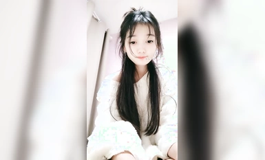校花級別推薦~粉嫩美少女【妮妮愛吃肉】下海撈錢~各種自慰直播合集 (16)
