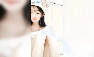 Disyorkan di peringkat kecantikan sekolah~Seorang gadis merah jambu dan lembut [Nini suka makan daging] pergi ke laut untuk mencari wang~Koleksi pelbagai siaran langsung melancap (7)