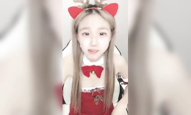 校花學妹！【你的初戀6】顏值逆天~超級粉嫩小b~全裸特寫 (16)