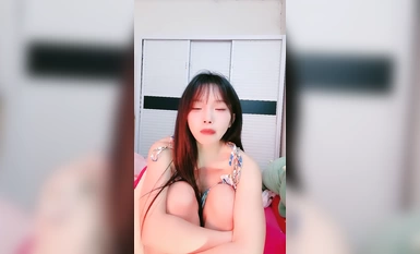 Nữ sinh thuần khiết dễ thương, đừng xúc phạm mèo con (5)