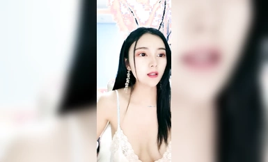 Nữ thần nổi tiếng [người mẫu trẻ Beibei] quyến rũ trong bộ đồng phục ~ nhảy quyến rũ ~ lắc mông và bóp ngực (6)