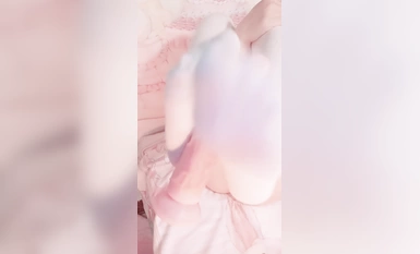 2024-01-09【18粉嫩少蘿】錄播 粉嫩饅頭一線天