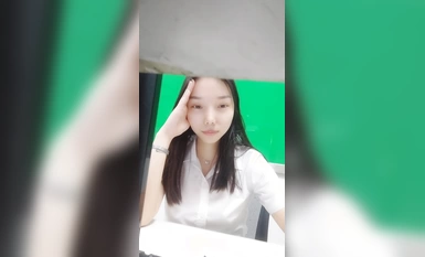 ผู้ประกาศข่าว OL @陈庄气(李一茶) สวมเครื่องสั่นไปทำงานและตกปลาในรายการสวัสดิการมาตรฐาน (4)