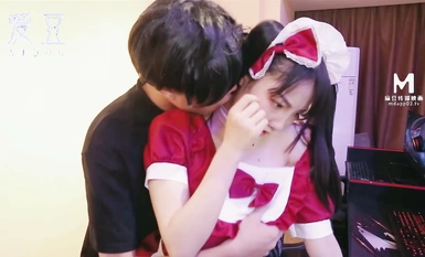 MAD-024 Gaming Girlfriend-Chen Kexin