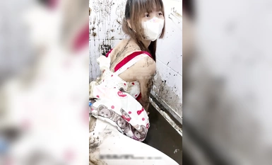 肮脏泥巴人萝莉塔 另类主题