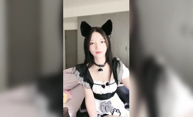 ข้าวต้มข้าวฟ่าง_แน่นอนว่าฉันใส่ชุดเมดมาเอาใจน้องชาย (1)