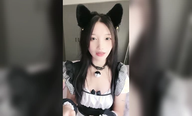 ข้าวต้มข้าวฟ่าง_แน่นอนว่าฉันใส่ชุดเมดมาเอาใจน้องชาย (1)