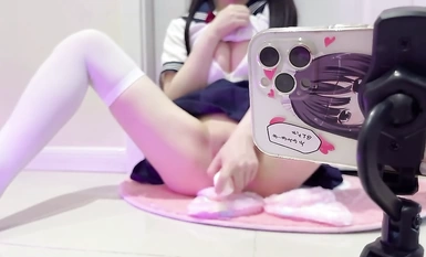 奶油肌膚純欲系美少女〖蔡小熊〗表面乖巧的萌妹子背地裡是個小騷貨 大長腿少女清純與風騷並存合集(2)