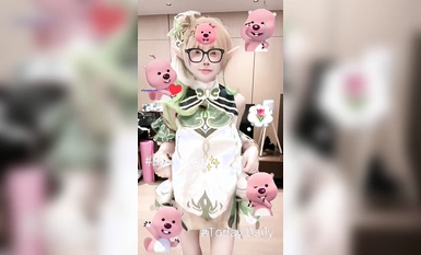The top face goddess, Muko Meatballs, customized collection.