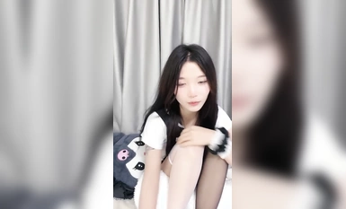 Pada Mac 2024, mata sayu si cantik kecil dari Sichuan, paras bintang [Millet Porridge], mempesonakan abang-abang besar, dan hadiah itu terbang sepanjang malam (4)